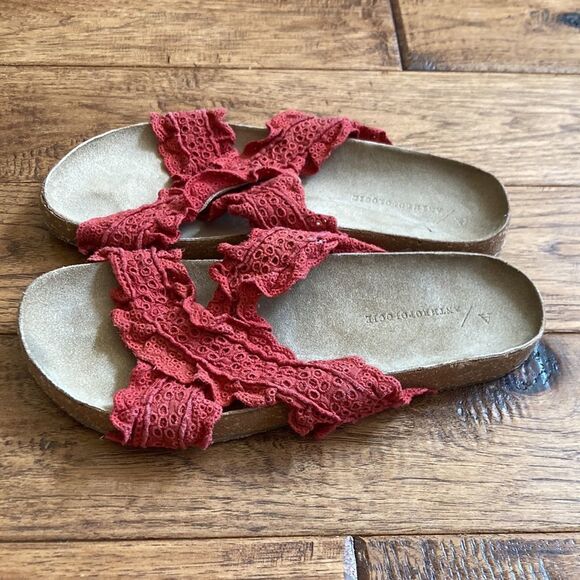 ANTHROPOLOGIE Bianca Ruffled Slide Sandals in Red - Picture 6 of 7